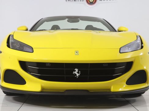 Used 2022 Ferrari Portofino M RWD image 6