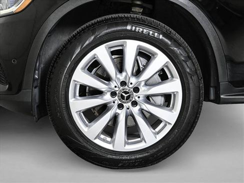 Used 2020 Mercedes-Benz GLC 300 4MATIC image 26