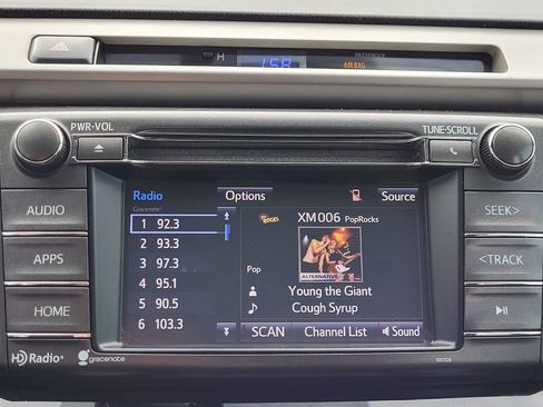 Used 2015 Toyota RAV4 XLE image 31