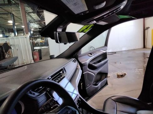 Used 2024 Jeep Grand Cherokee L Limited w/ Luxury Tech Group II image 25