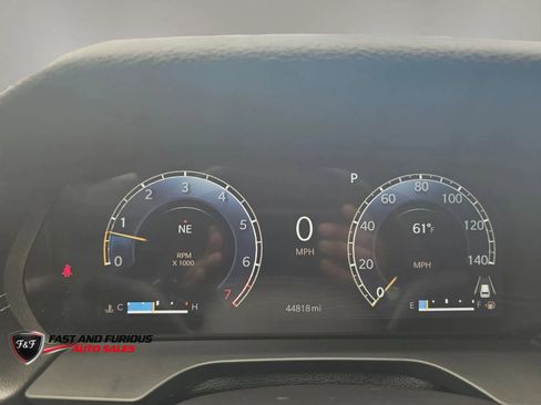 Used 2023 Jeep Grand Cherokee Laredo X AWD/4WD image 14