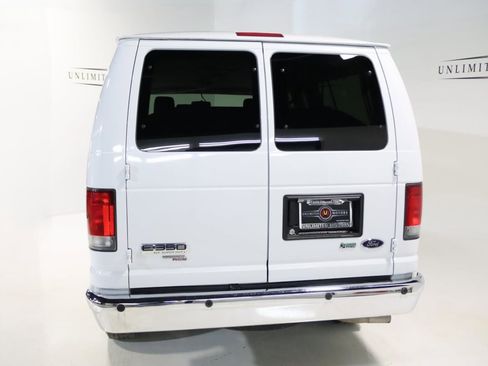 Used 2014 Ford E-350 and Econoline 350 XLT image 24