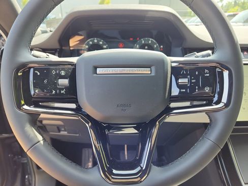 New 2026 Land Rover Range Rover Evoque S image 18