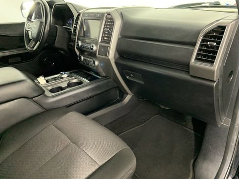 Used 2019 Ford Expedition Max XLT image 29