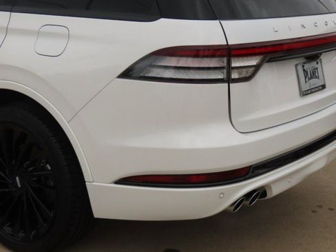 Used 2026 Lincoln Aviator Reserve w/ Jet Appearance Package RWD image 14
