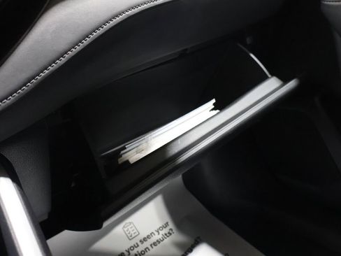 Used 2024 Toyota Highlander LE image 29