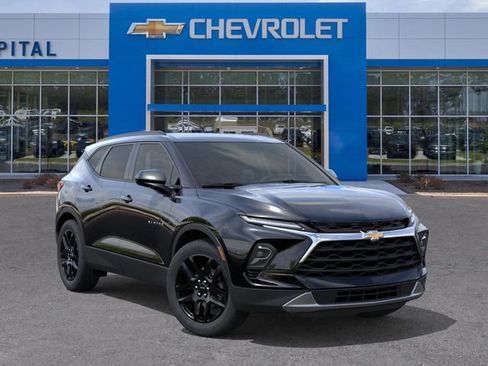 New 2026 Chevrolet Blazer LT w/ Convenience Package FWD image 7