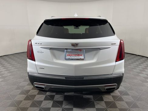 Used 2023 Cadillac XT5 Premium Luxury image 11
