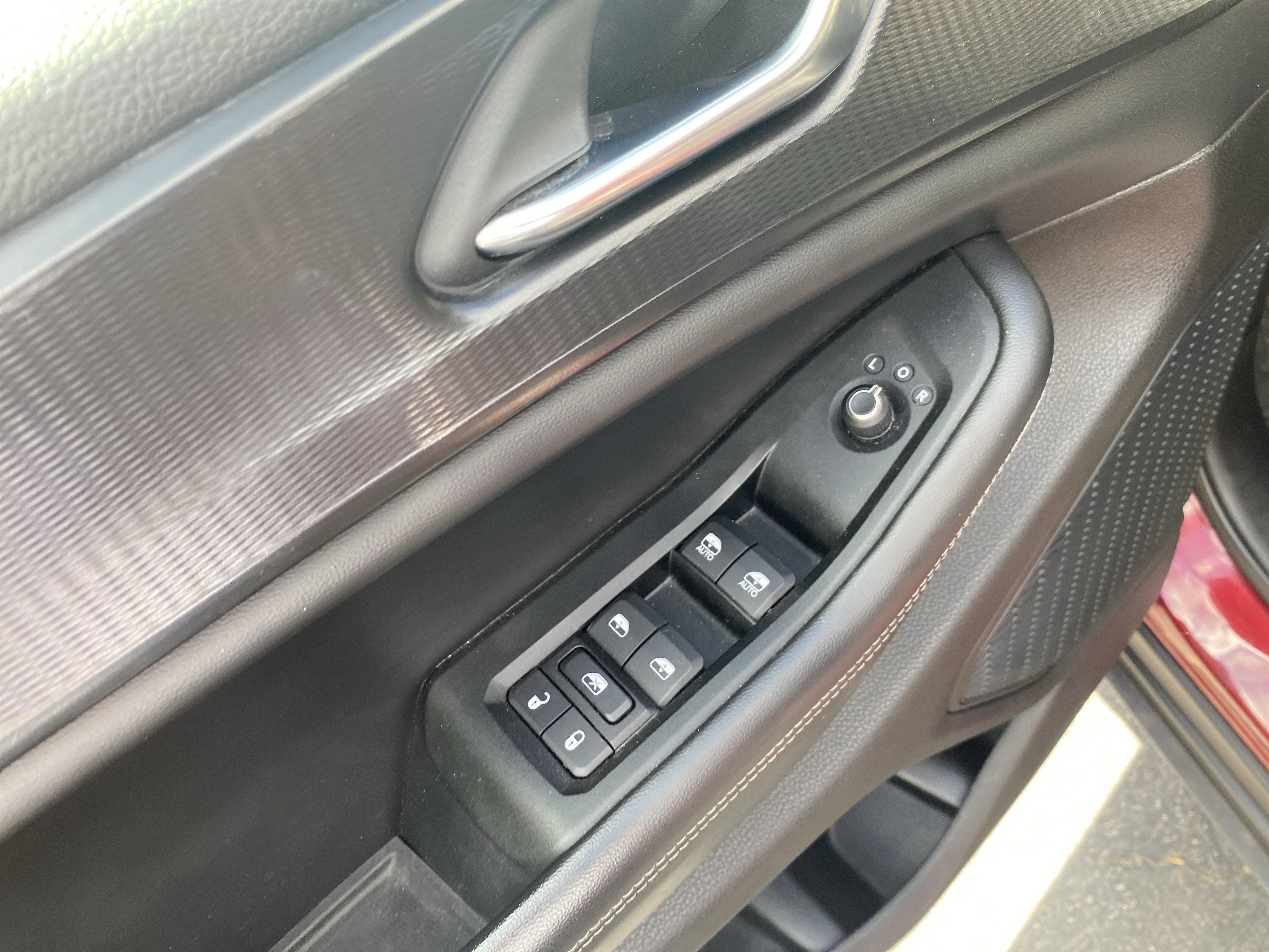 Used 2023 Jeep Grand Cherokee L Laredo AWD/4WD image 8