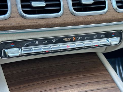 Certified 2022 Mercedes-Benz GLE 350 4MATIC image 19