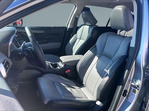 Used 2024 Subaru Outback Limited image 21