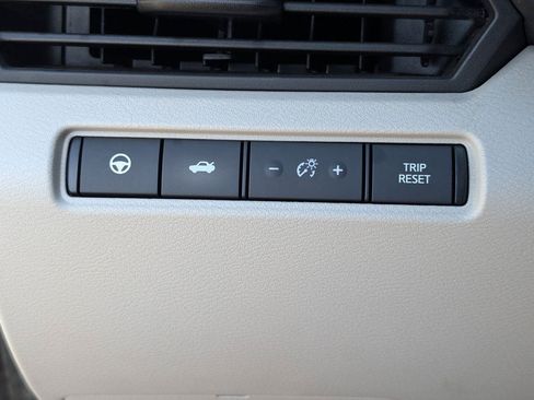 Used 2023 Nissan Altima 2.5 SL FWD image 22