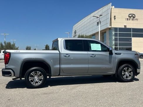 Used 2025 GMC Sierra 1500 SLT AWD/4WD image 5