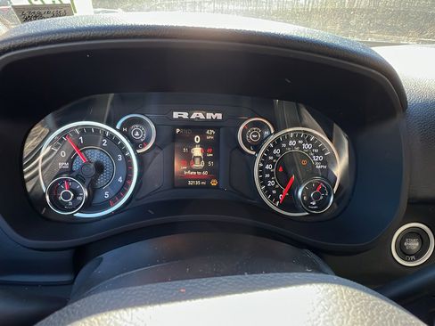 Used 2024 RAM 2500 Big Horn image 29