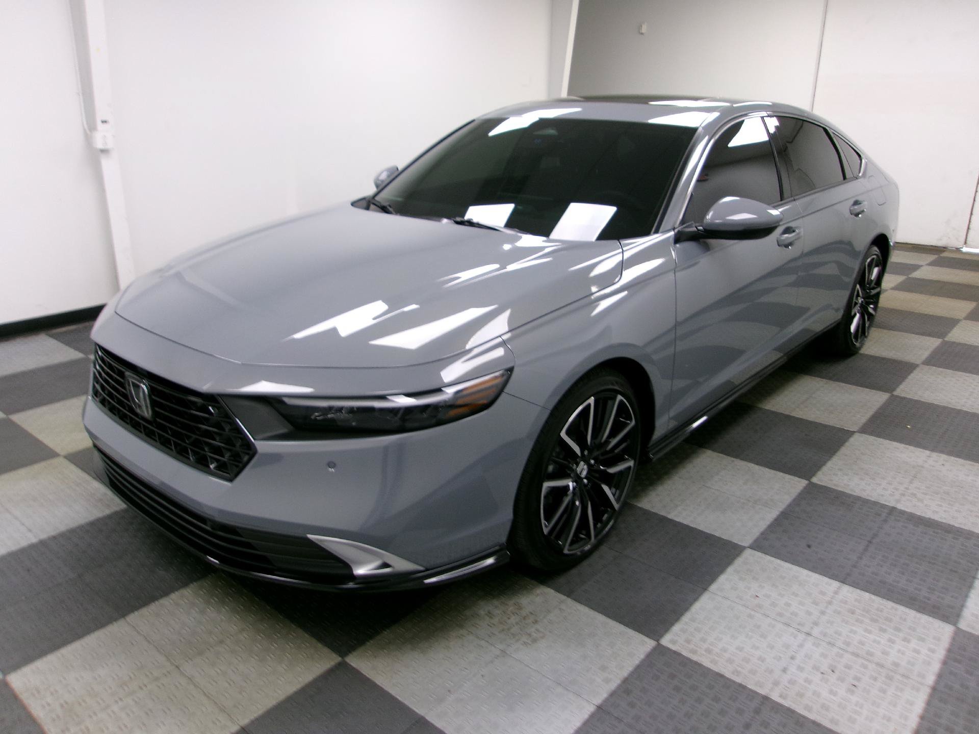 Used 2026 Honda Accord Touring image 1