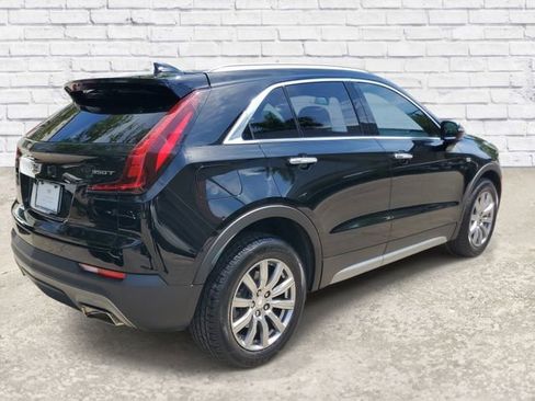 Certified 2023 Cadillac XT4 Premium Luxury image 4
