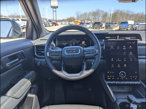 New 2026 GMC Terrain AT4 AWD/4WD image 3