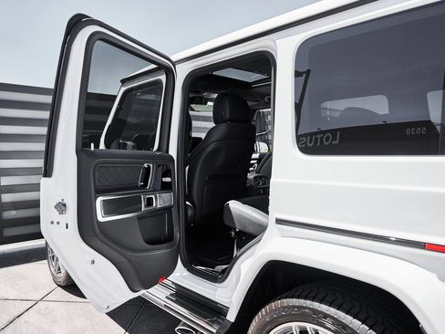 Used 2026 Mercedes-Benz G 63 AMG 4MATIC image 23