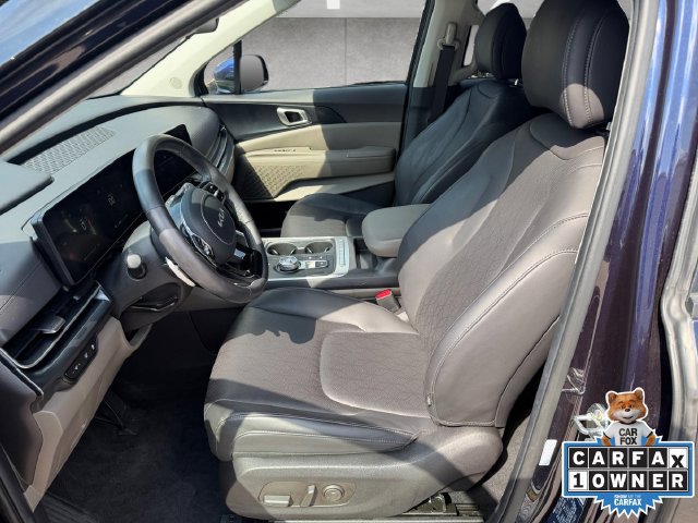 Used 2026 Kia Carnival LXS FWD image 19