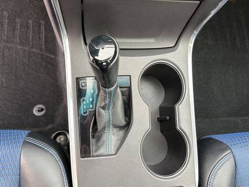 Used 2016 Toyota Camry SE image 25