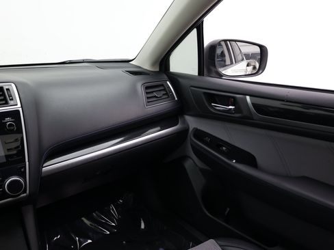 Used 2019 Subaru Legacy 2.5i Sport AWD/4WD image 31