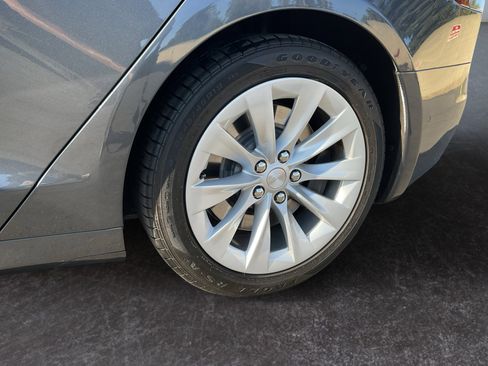 Used 2016 Tesla Model S 75 image 10