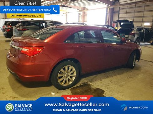 Used 2012 Chrysler 200 Touring FWD image 4