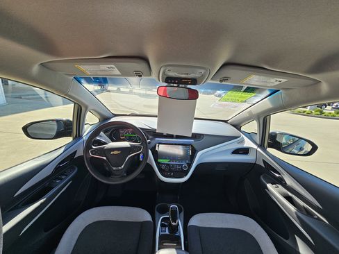 Used 2019 Chevrolet Bolt LT image 15