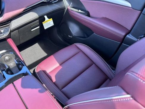 New 2025 Buick Envision Sport Touring AWD/4WD image 19