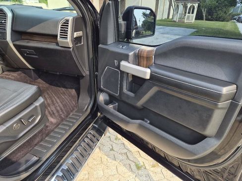 Used 2016 Ford F150 Lariat AWD/4WD image 19