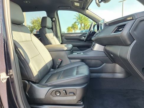 Certified 2022 Chevrolet Tahoe RST w/ Luxury Package image 21