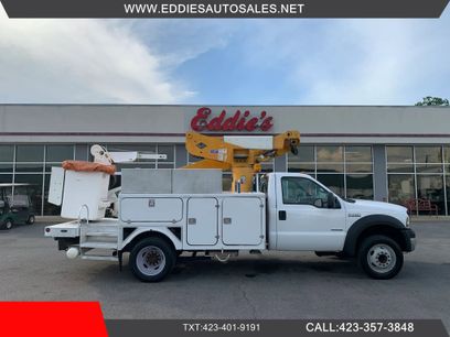 Used 2006 Ford F550 2WD Regular Cab Super Duty