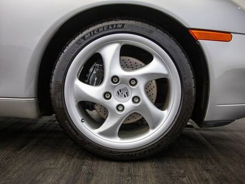 Used 2001 Porsche 911 2dr Carrera Coupe Tiptronic image 38