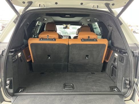 Used 2022 BMW X7 xDrive40i w/ M Sport Package image 27