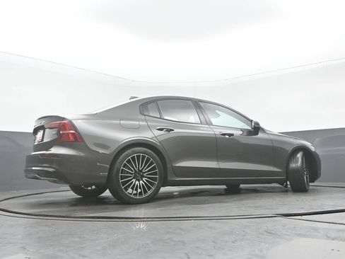 Used 2024 Volvo S60 B5 Plus AWD/4WD image 30