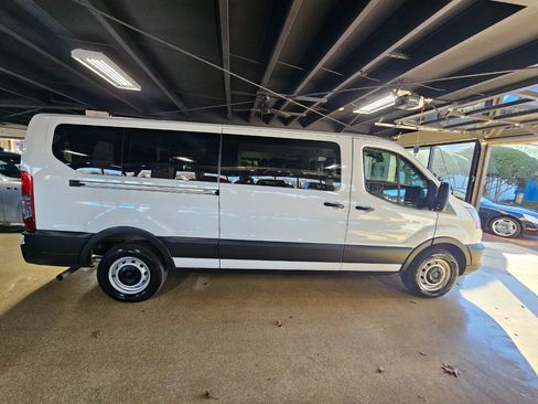 Used 2021 Ford Transit 350 XL image 10