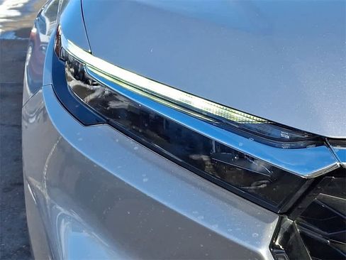 Certified 2025 Honda CR-V EX image 25
