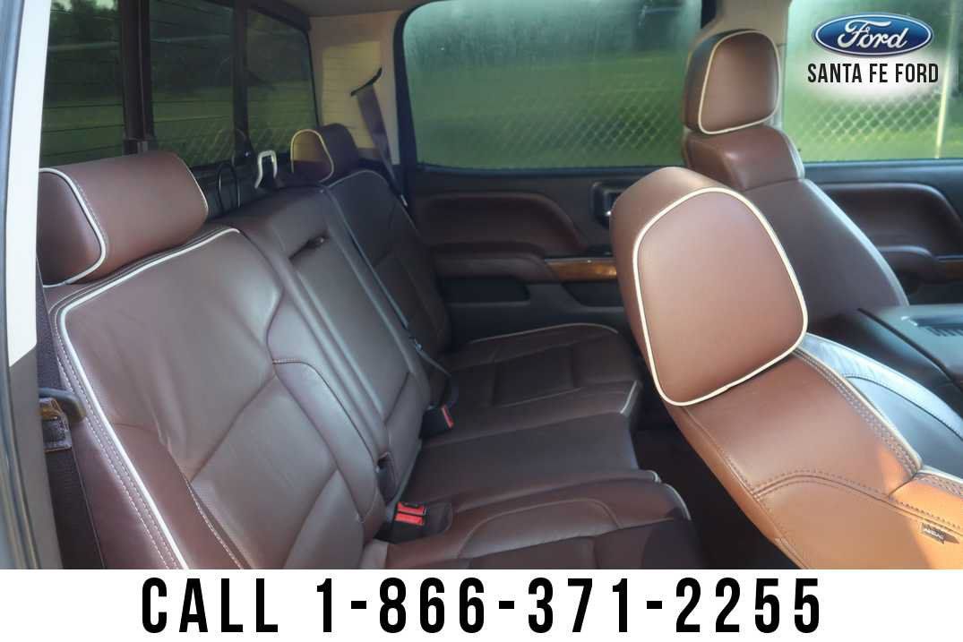 Used 2017 Chevrolet Silverado 1500 High Country AWD/4WD image 21