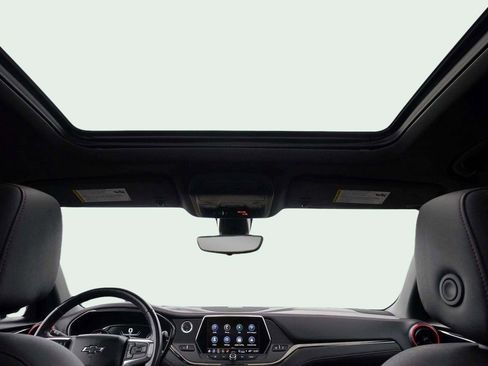 Used 2022 Chevrolet Blazer RS w/ Enhanced Convenience Package image 26