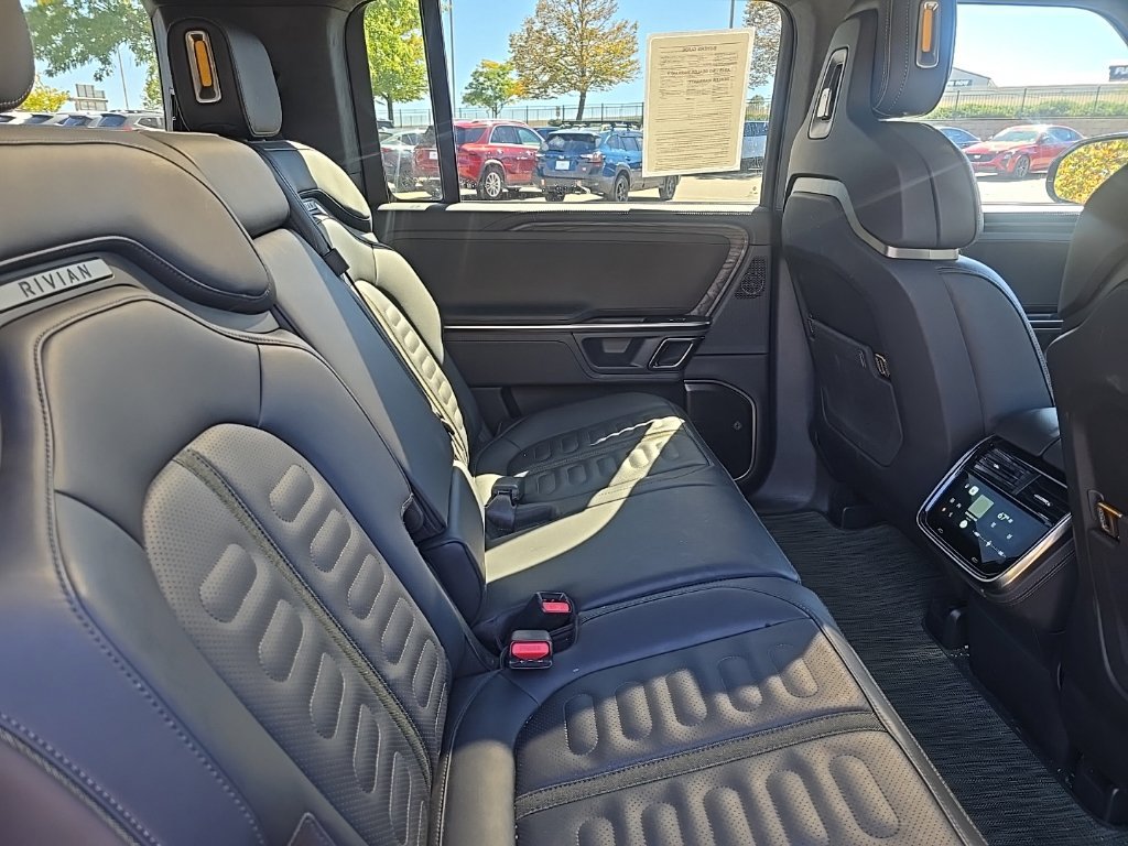 Used 2023 Rivian R1S Adventure Dual AWD/4WD image 12