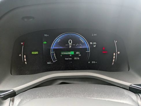 Used 2026 Toyota Camry LE FWD image 16