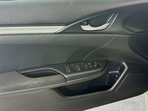 Used 2019 Honda Civic LX image 17