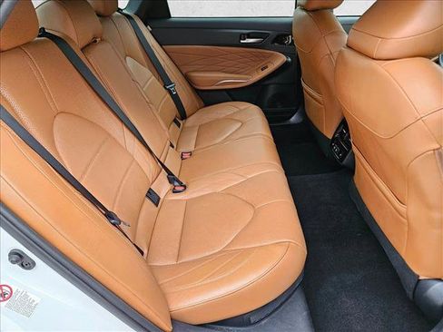 Used 2019 Toyota Avalon Limited image 20