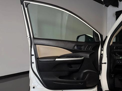 Used 2015 Honda CR-V Touring image 25