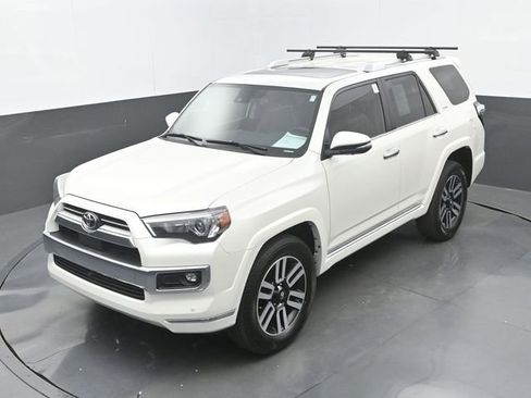 Used 2023 Toyota 4Runner Limited AWD/4WD image 34