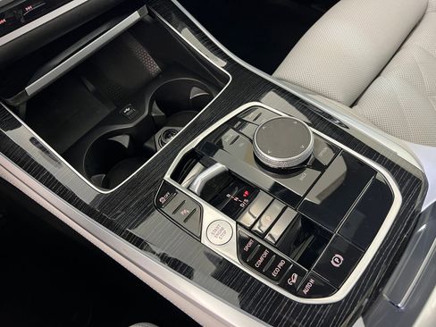 Used 2024 BMW X5 xDrive40i w/ M Sport Package image 18