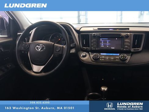 Used 2015 Toyota RAV4 Limited w/ Technology Package AWD/4WD image 4