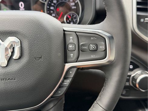 Used 2025 RAM 1500 Big Horn w/ Night Edition AWD/4WD image 22