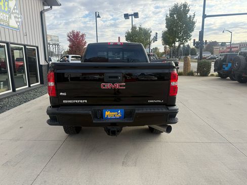 Used 2016 GMC Sierra 3500 Denali w/ Duramax Plus Package image 5