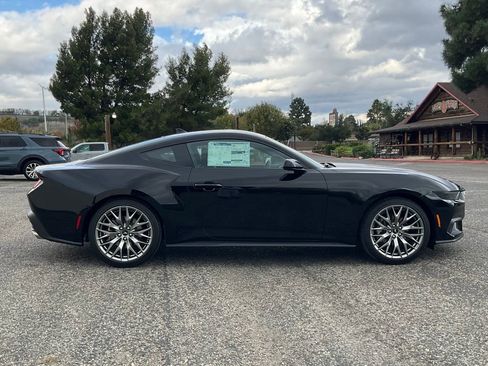 New 2026 Ford Mustang Premium image 7